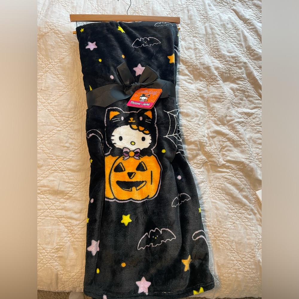 Hello kitty Cat Halloween blanket